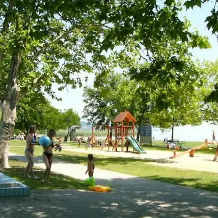 ベッド・アンド・ブレックファスト Vankos Badacsonyörs