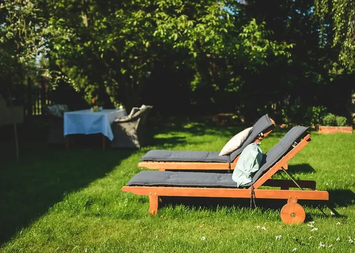 לינה וארוחת בוקר Vankos