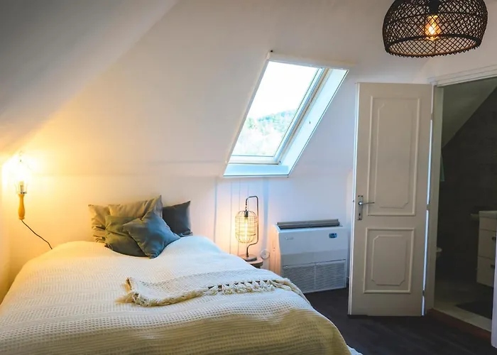 Vankos לינה וארוחת בוקר