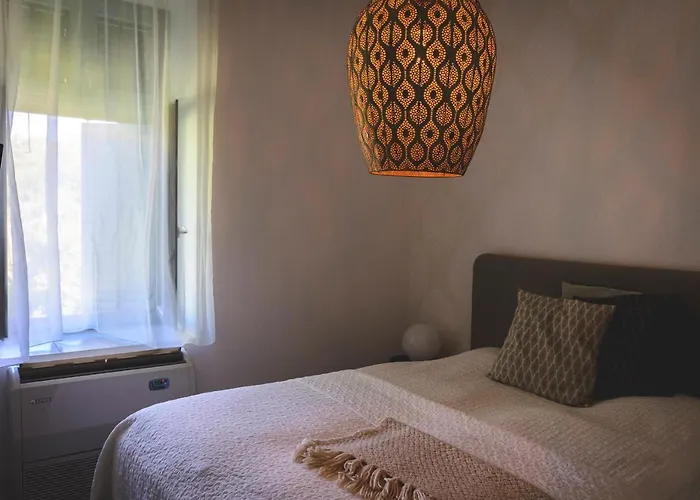 Vankos Bed & Breakfast 3*