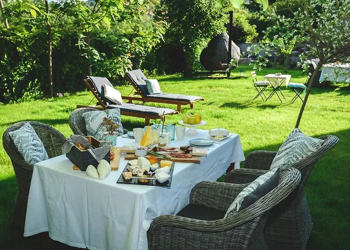 Vankos Bed & Breakfast