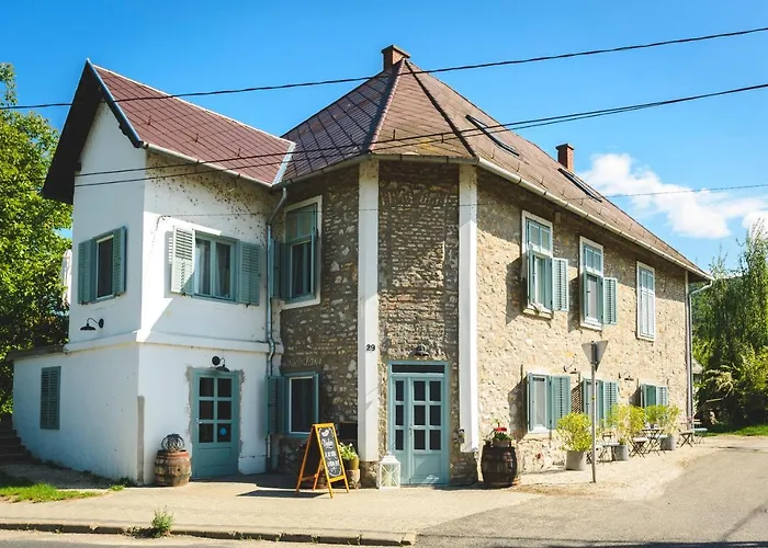 Bed & Breakfast Vankos 3*