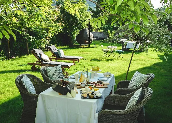 Vankos לינה וארוחת בוקר